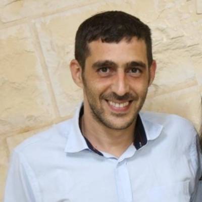 התמונה של יצחק נזרי